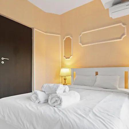 Elegant & Newly Renovated Gem * Bukarest