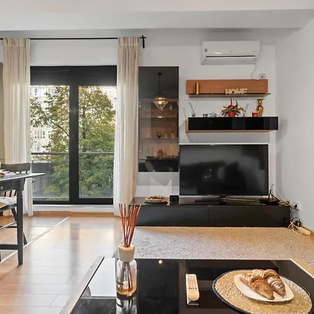 Elegant & Newly Renovated Gem